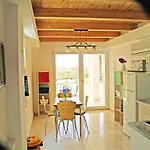 In Ermioni Mit Garten- Gemeinschaftlichem Pool Und Terrasse By Interhome *