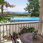 In Ermioni Mit Garten- Gemeinschaftlichem Pool Und Terrasse By Interhome * Thermisía