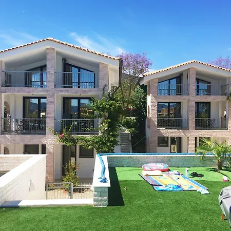 In Ermioni Mit Garten- Gemeinschaftlichem Pool Und Terrasse By Interhome Ferienhaus Thermisía