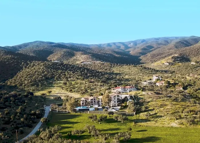 In Ermioni Mit Garten- Gemeinschaftlichem Pool Und Terrasse By Interhome Feriehus Thermisía