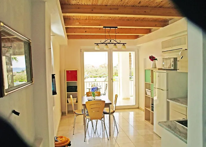 In Ermioni Mit Garten- Gemeinschaftlichem Pool Und Terrasse By Interhome *