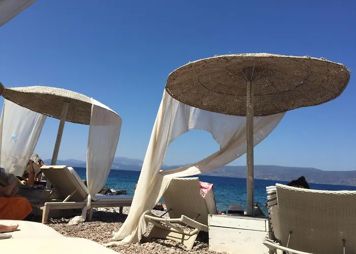 In Ermioni Mit Garten- Gemeinschaftlichem Pool Und Terrasse By Interhome Thermisía